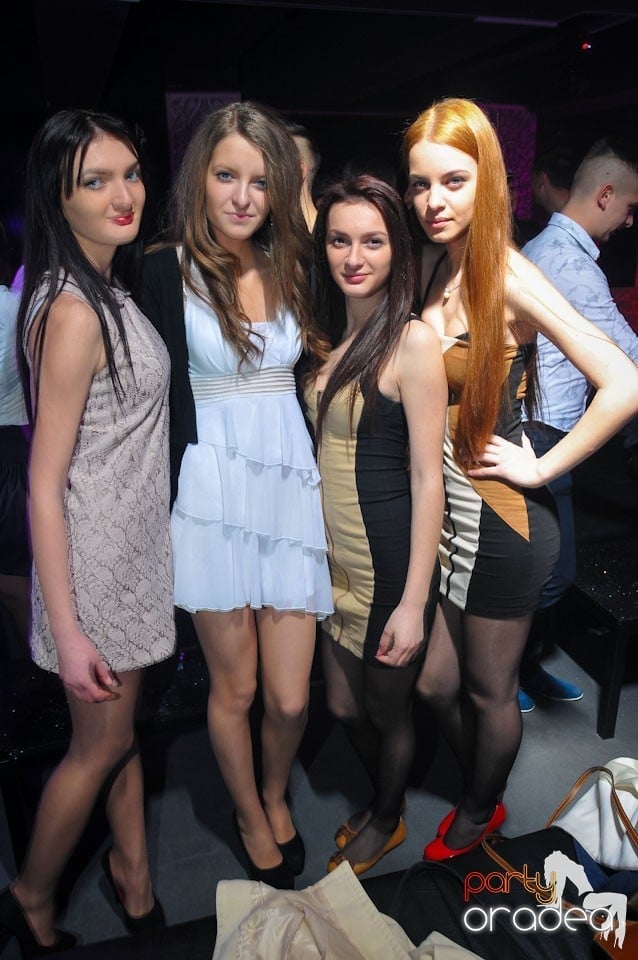 Nebunie în Club Life, 