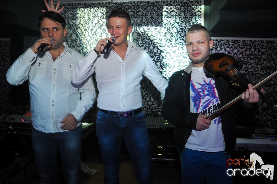 Nebunie în Club Life, 