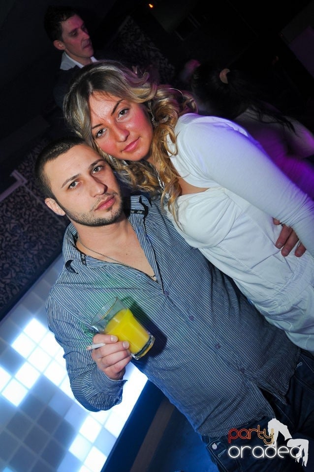 Nebunie în Club Life, 