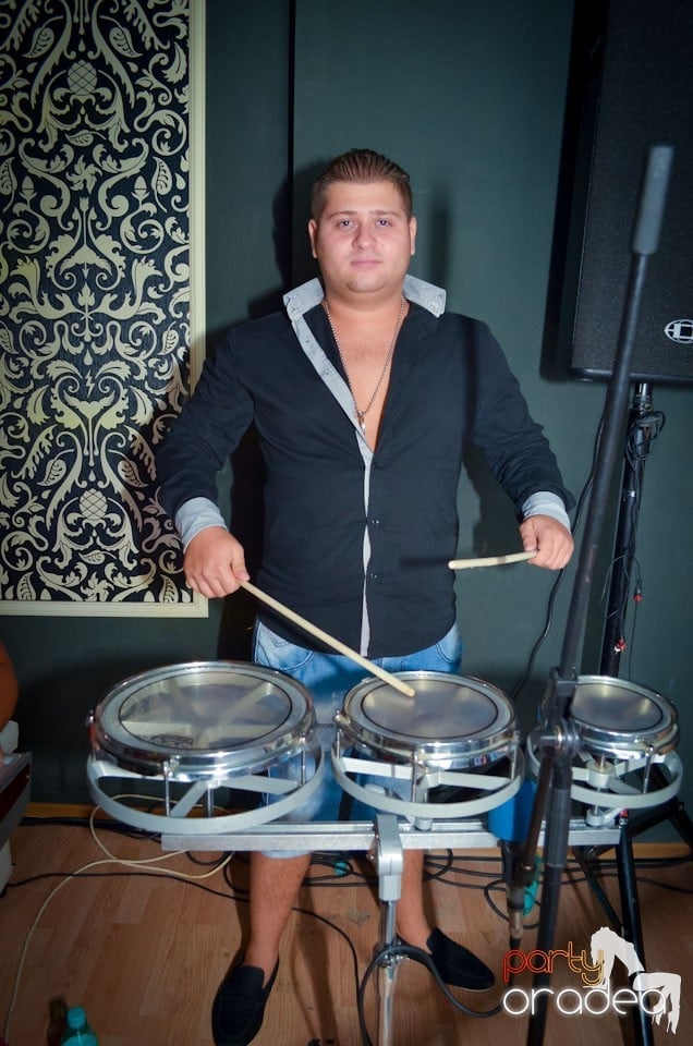 Nebunie în Club Life, 