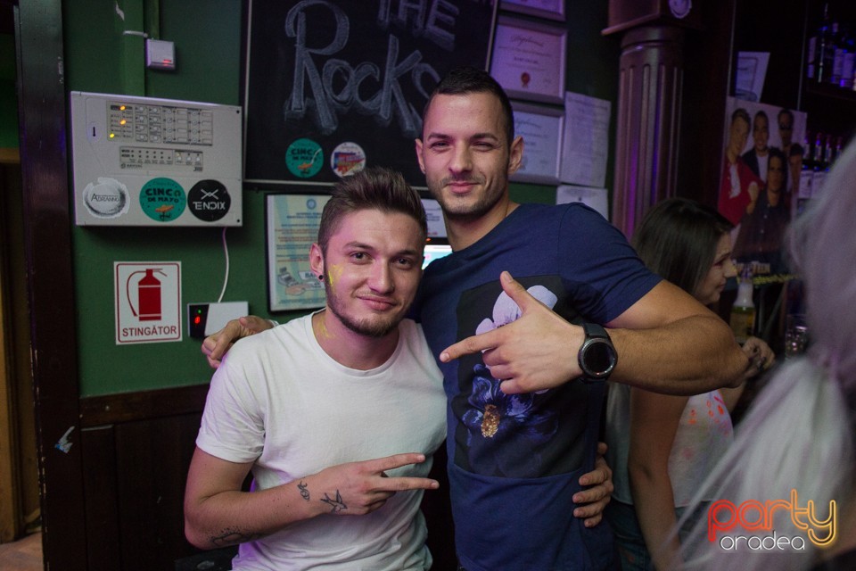 Neon Party by Old Bones Society, Green Pub