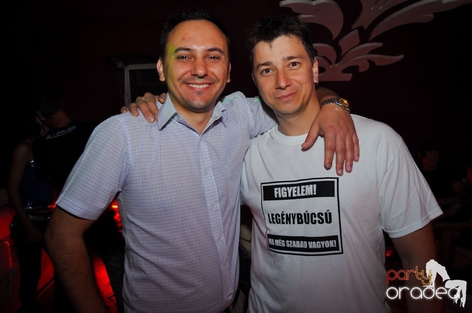 New Face Party în Club Atti's,
