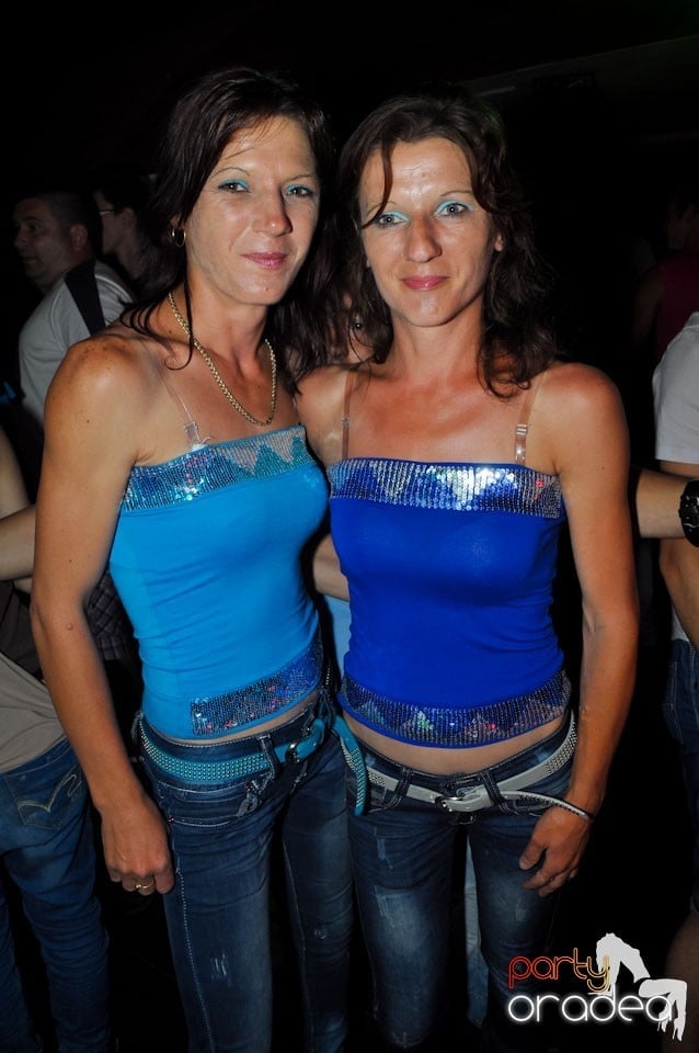 New Face Party în Club Atti's,