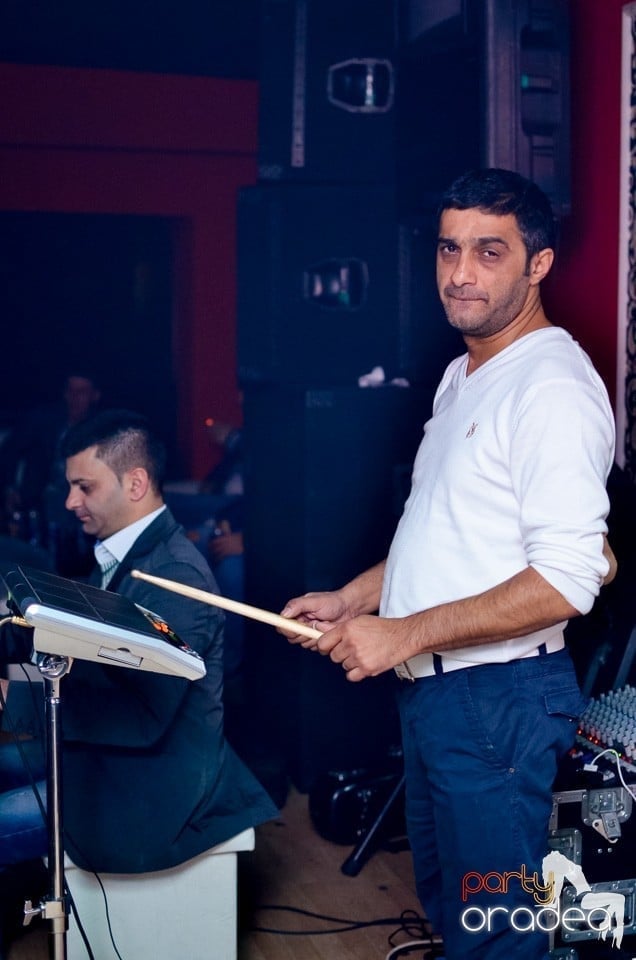 Nicoleta Guţă în Club Life,