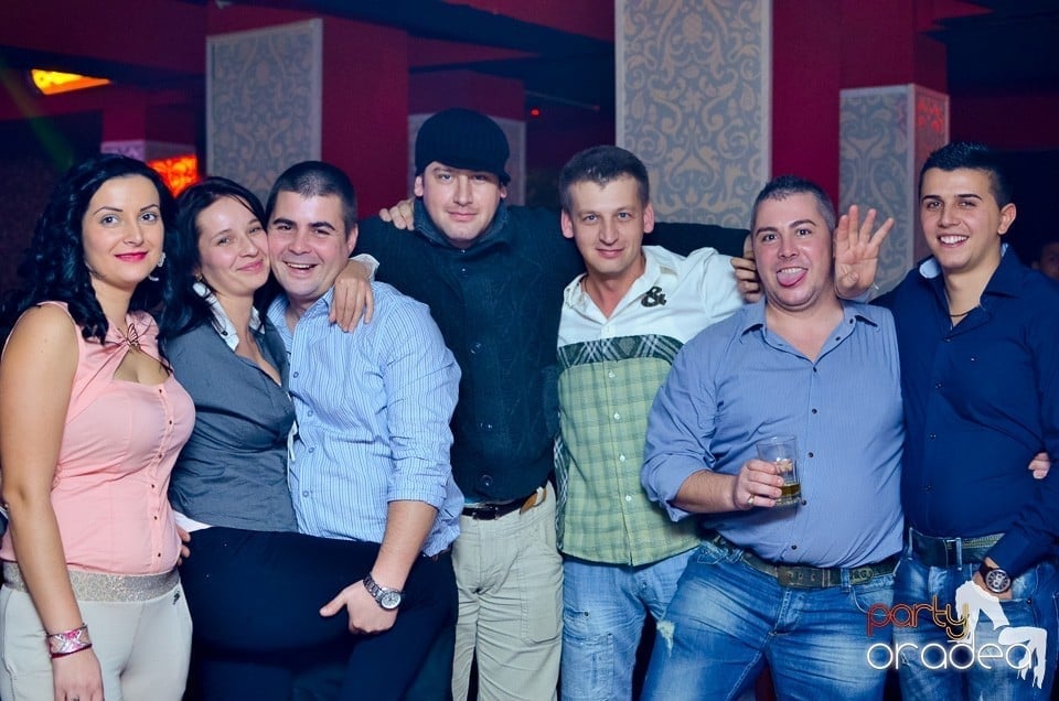 Nicoleta Guţă în Club Life,