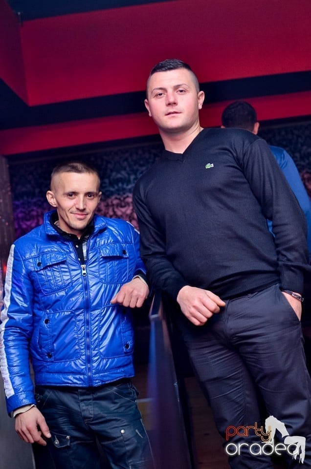 Nicoleta Guţă în Club Life,