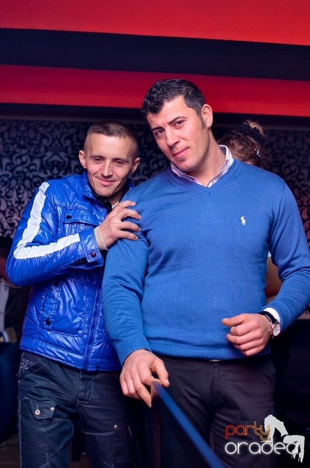 Nicoleta Guţă în Club Life,