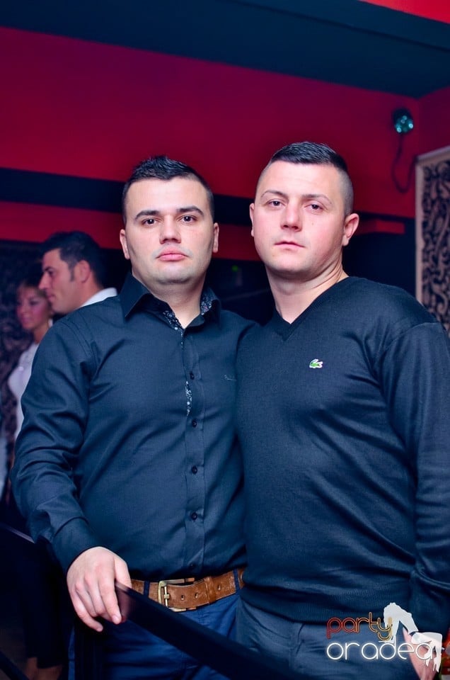 Nicoleta Guţă în Club Life,