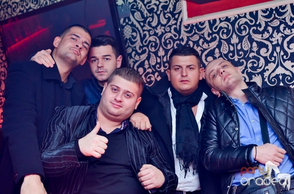 Nicoleta Guţă în Club Life,