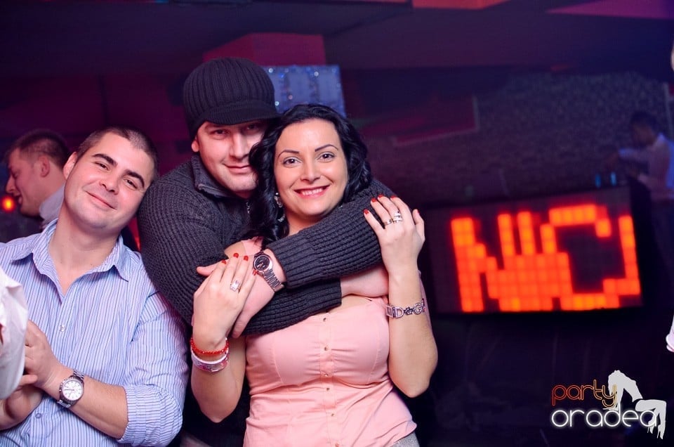 Nicoleta Guţă în Club Life, 