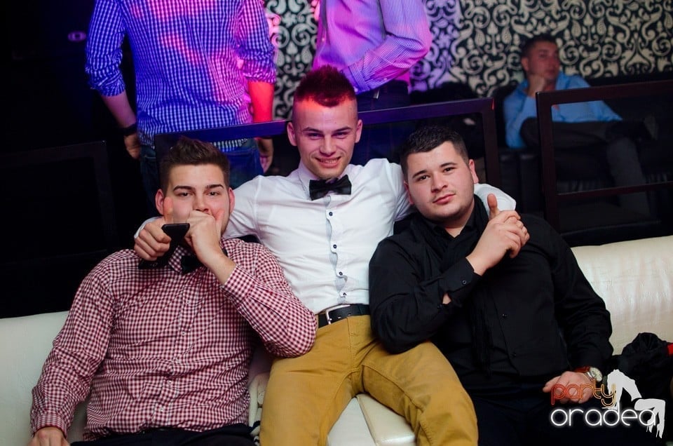 Nicoleta Guţă în Club Life,