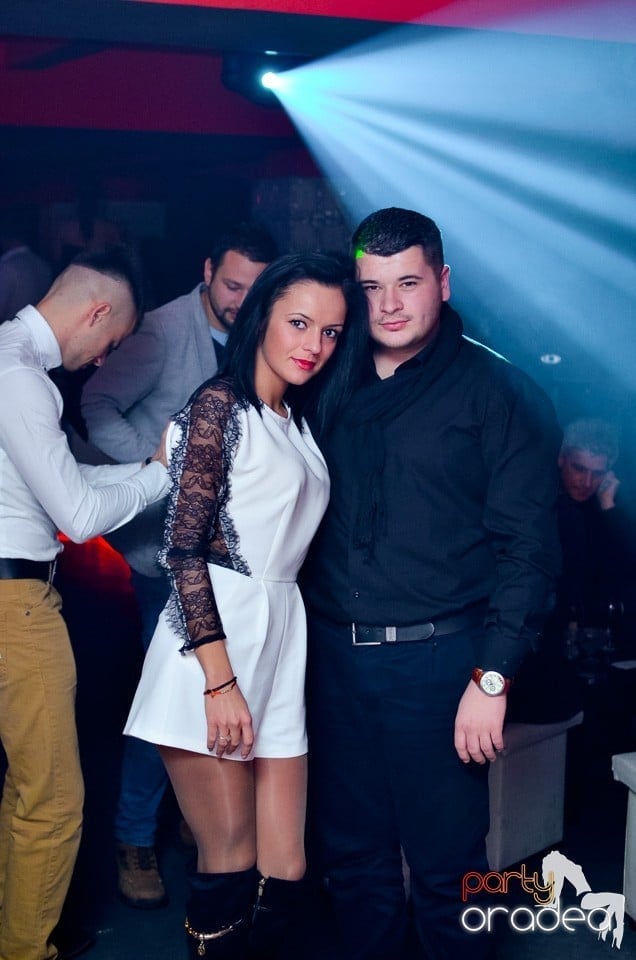 Nicoleta Guţă în Club Life,