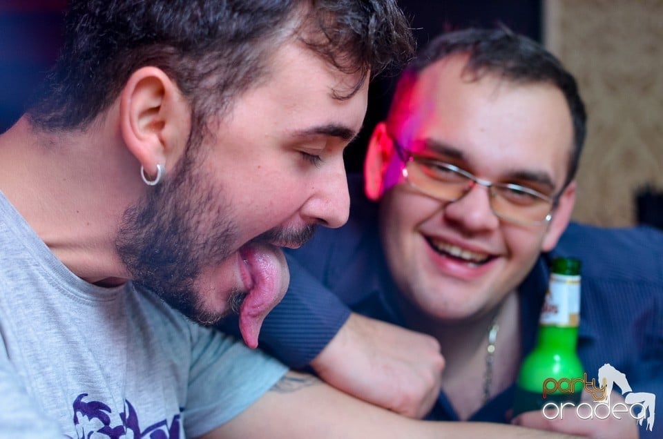 Nicoleta Guţă în Club Life,