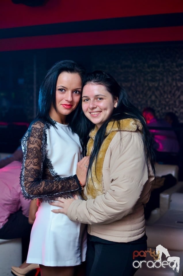 Nicoleta Guţă în Club Life, 