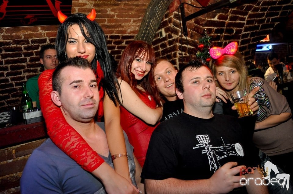 NMD Christmas Party în Club Escape, 