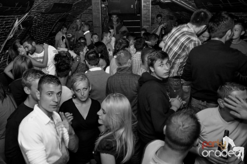 NMD Halloween Party în Club Escape,