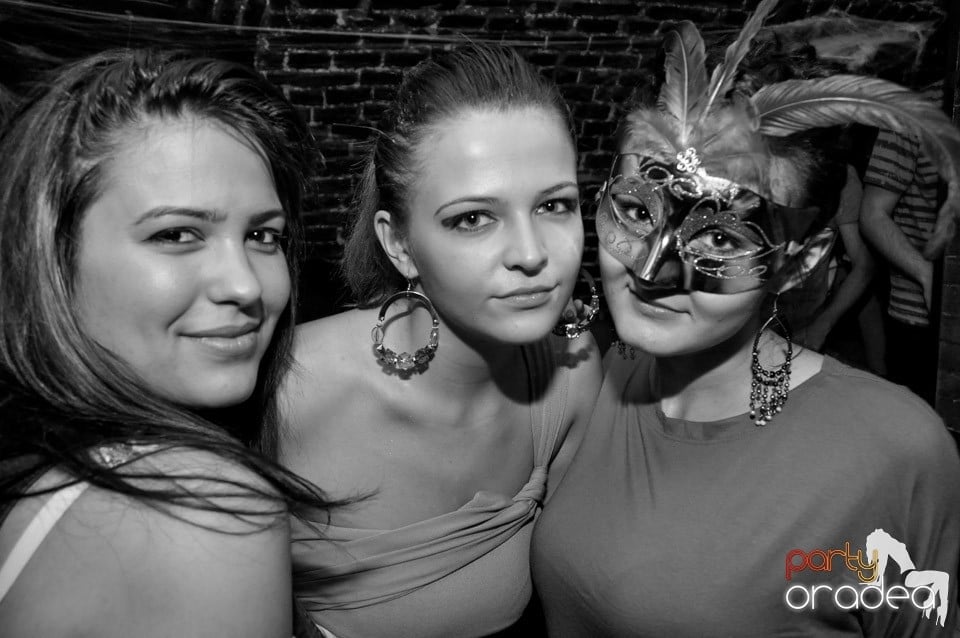 NMD Halloween Party în Club Escape,