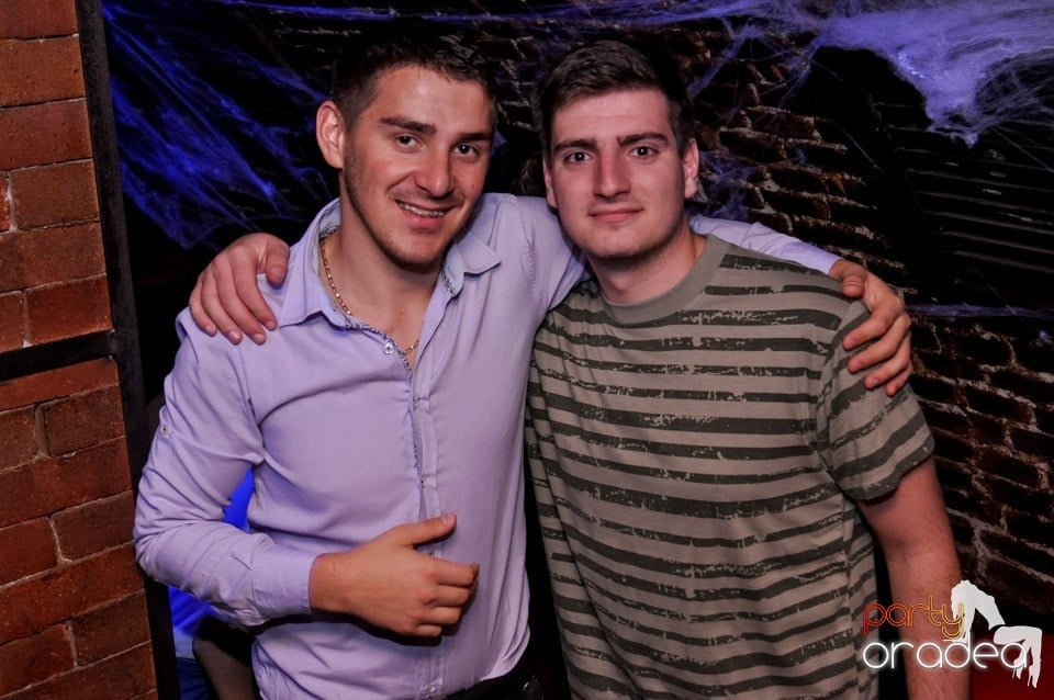 NMD Halloween Party în Club Escape,