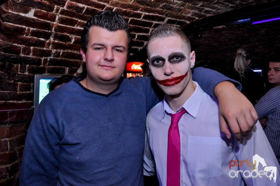 NMD Halloween Party în Club Escape,