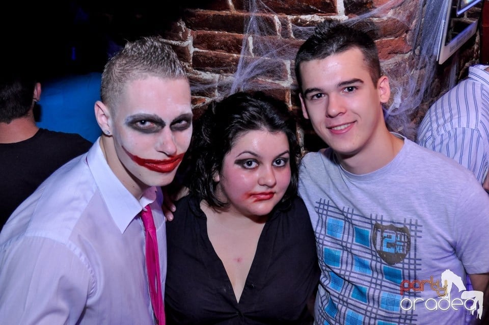 NMD Halloween Party în Club Escape, 