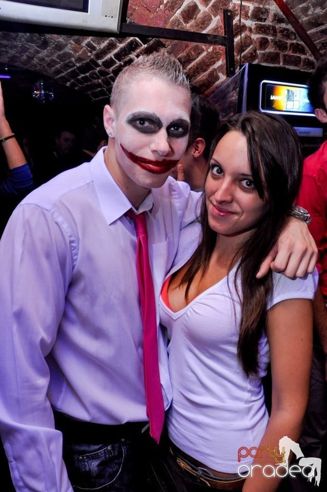 NMD Halloween Party în Club Escape, 