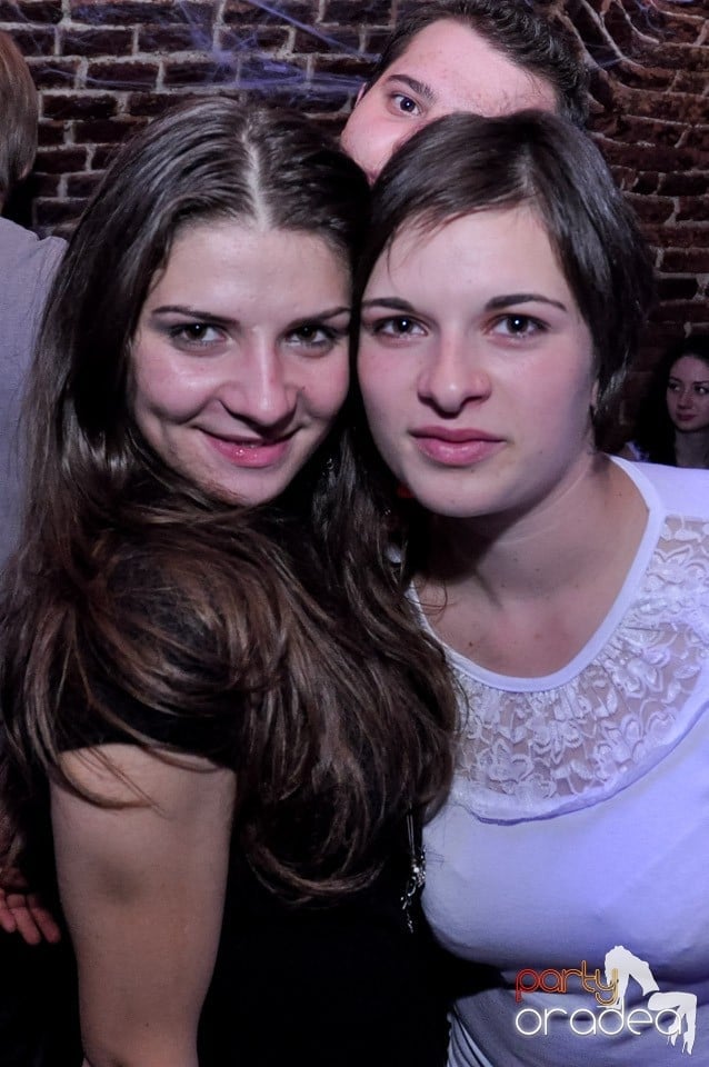 NMD Halloween Party în Club Escape,