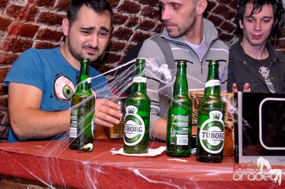 NMD Halloween Party în Club Escape,