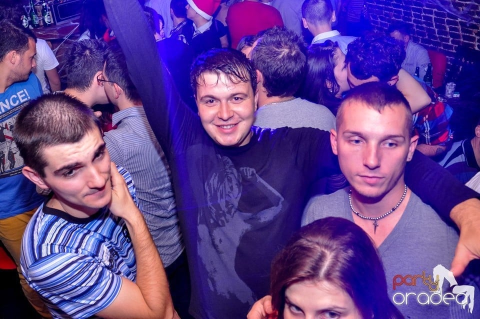 NMD Halloween Party în Club Escape,