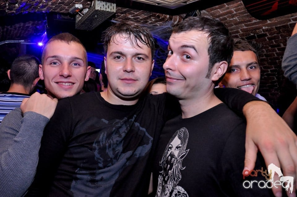 NMD Halloween Party în Club Escape,