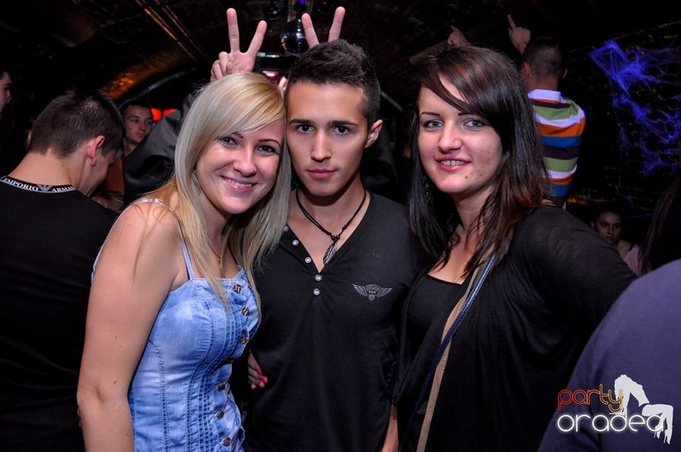 NMD Halloween Party în Club Escape,
