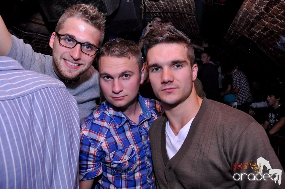 NMD Halloween Party în Club Escape,