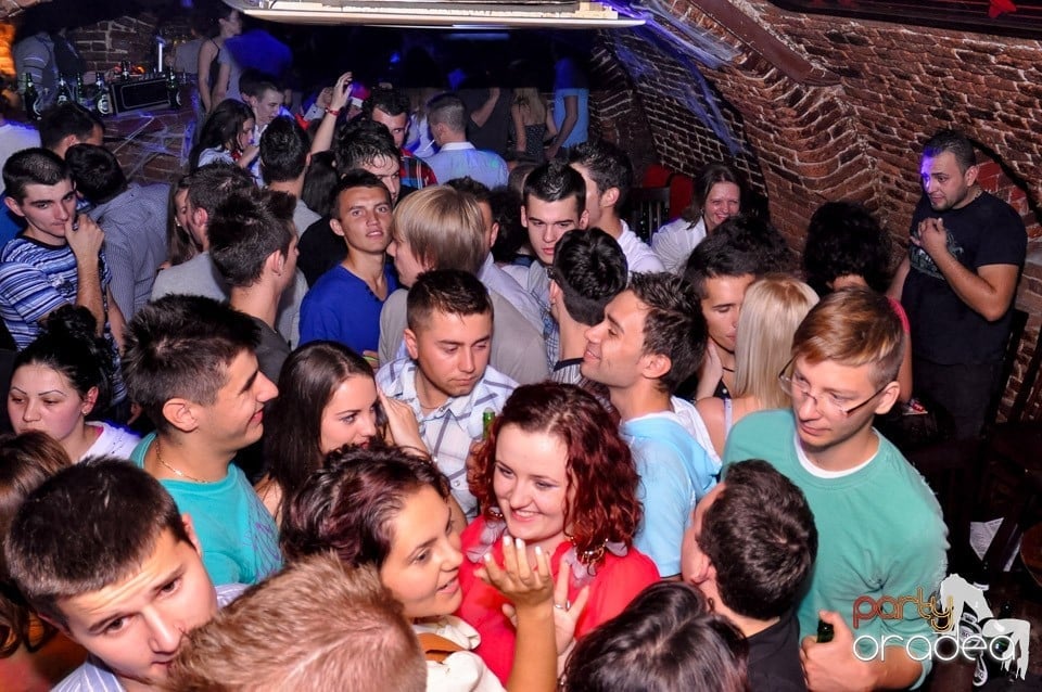NMD Halloween Party în Club Escape,