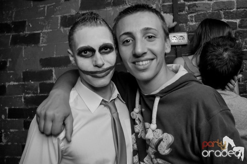 NMD Halloween Party în Club Escape,