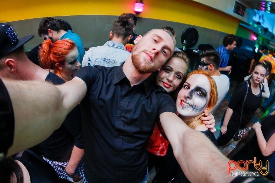 Nmd Halloween Student's Party,