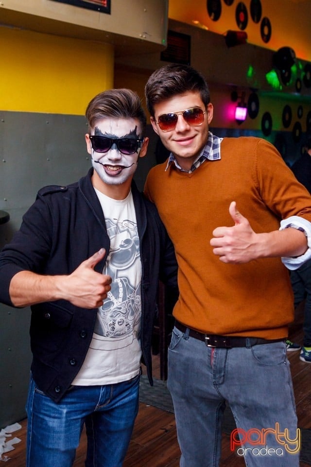 Nmd Halloween Student's Party,