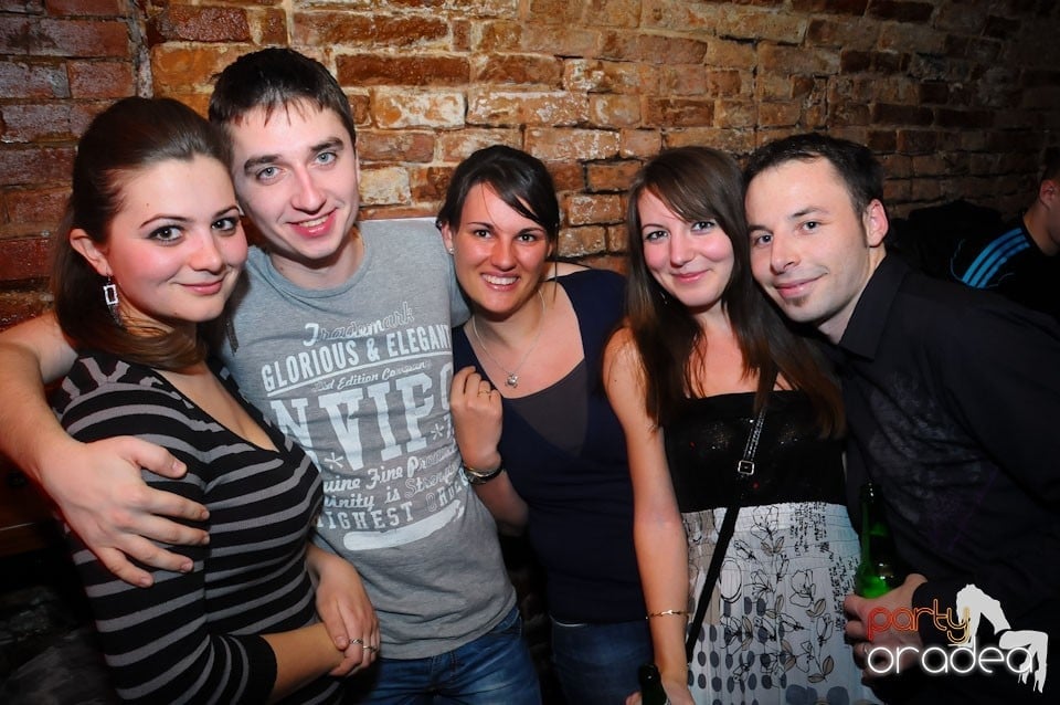 NMD Party în Escape, 