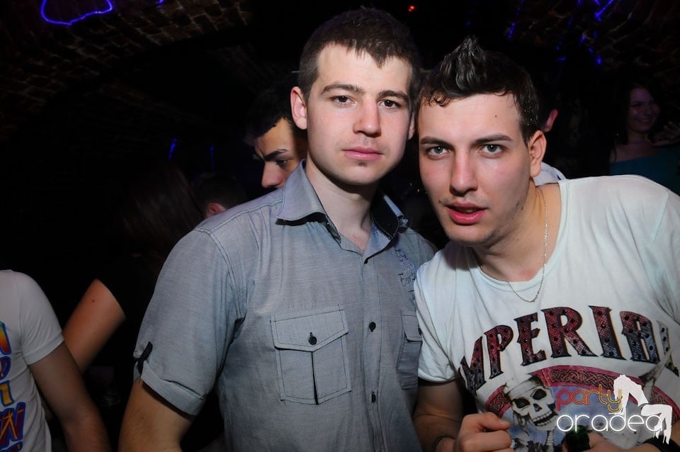 NMD Party în Escape, 