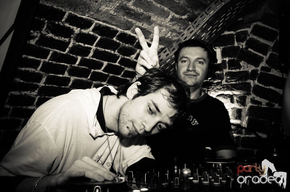 NMD Party în Escape, 