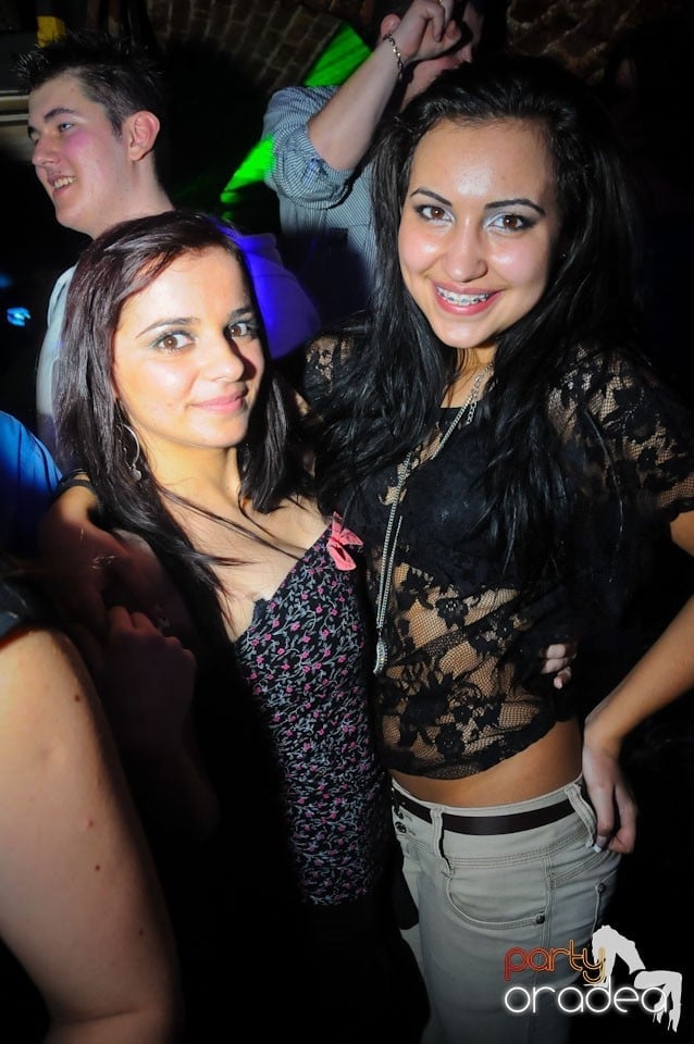 NMD Party în Escape, 