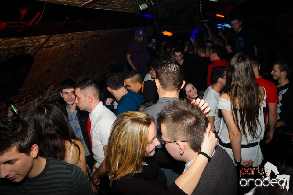 NMD Party în Escape, 