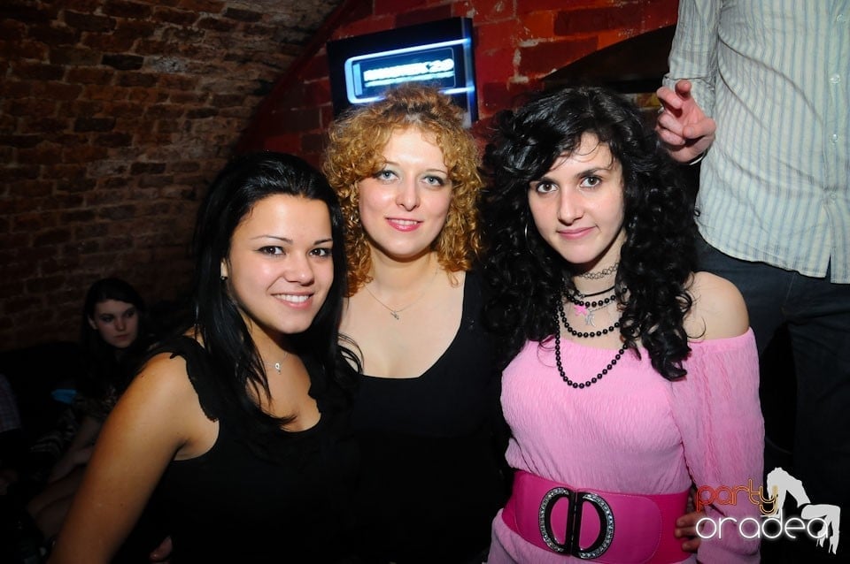 NMD Party în Escape, 