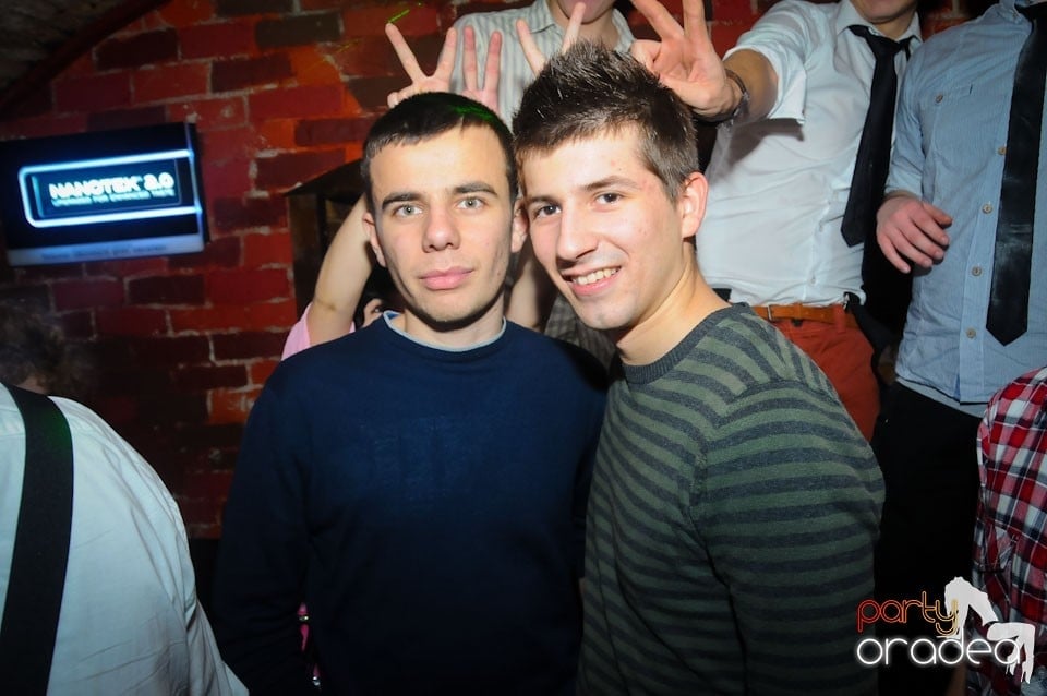 NMD Party în Escape, 