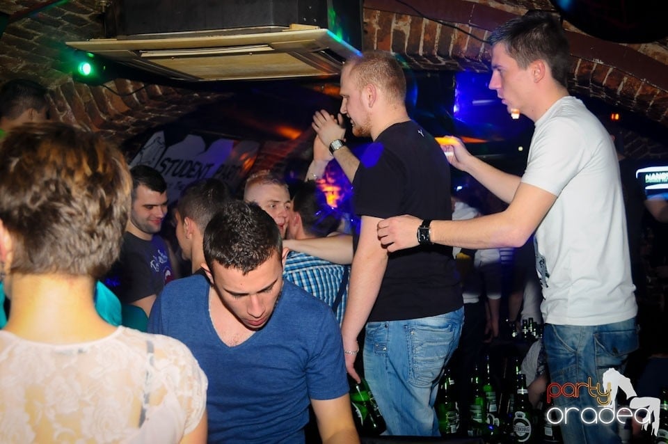 NMD Party în Escape, 