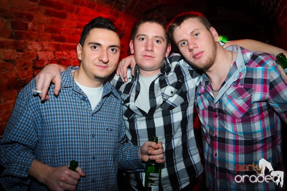 NMD Party în Escape, 