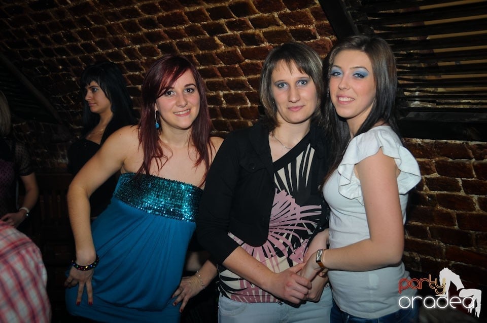 NMD Party în Escape, 