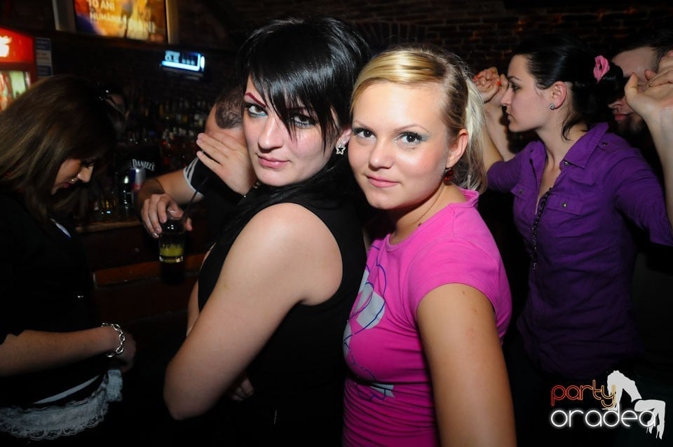 NMD Party în Escape, 