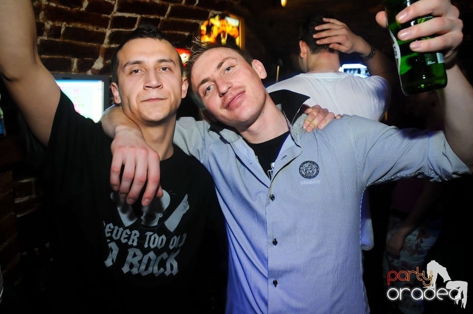 NMD Party în Escape, 