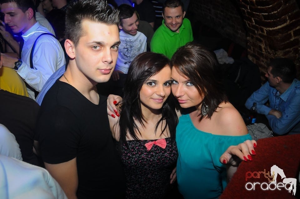 NMD Party în Escape, 