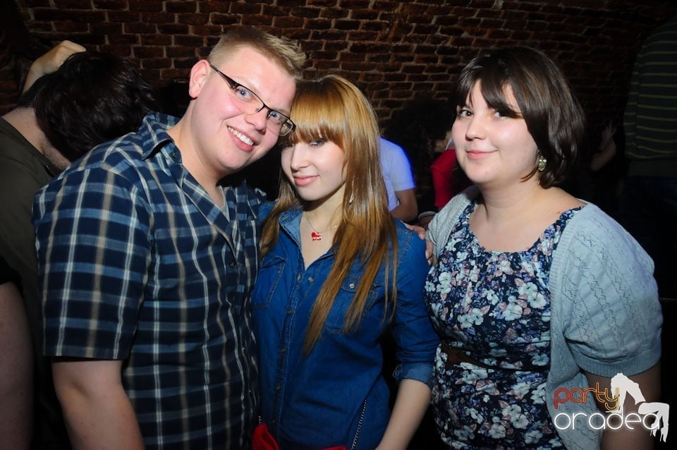 NMD Party în Escape, 