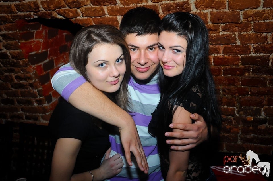 NMD Party în Escape, 